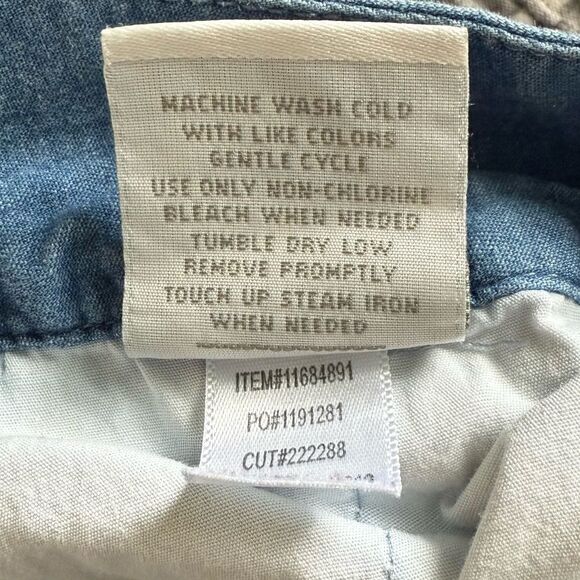 Torrid Blue Chambray Pull-On Short Medium Wash Size 1X - Picture 9 of 10